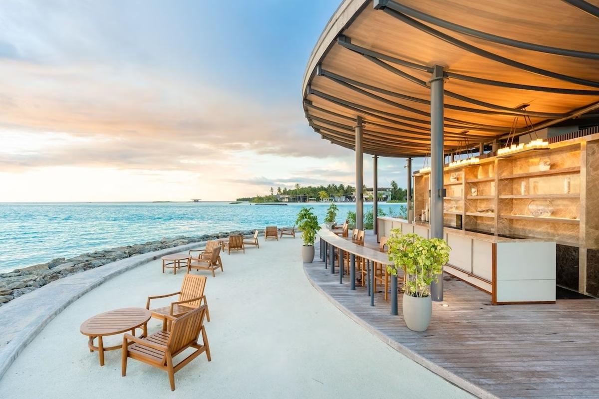 Madifushi Private Island Hotel มีมุ อุทุรุ ภายนอก รูปภาพ